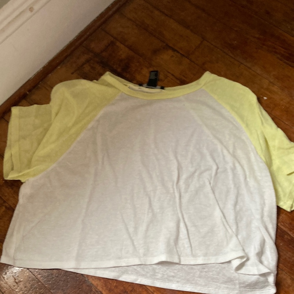 Forever 21 white and yellow crop short sleeve